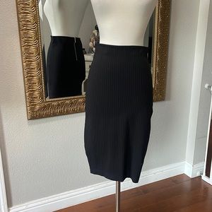 H&M Elegant Black Pencil Skirt
